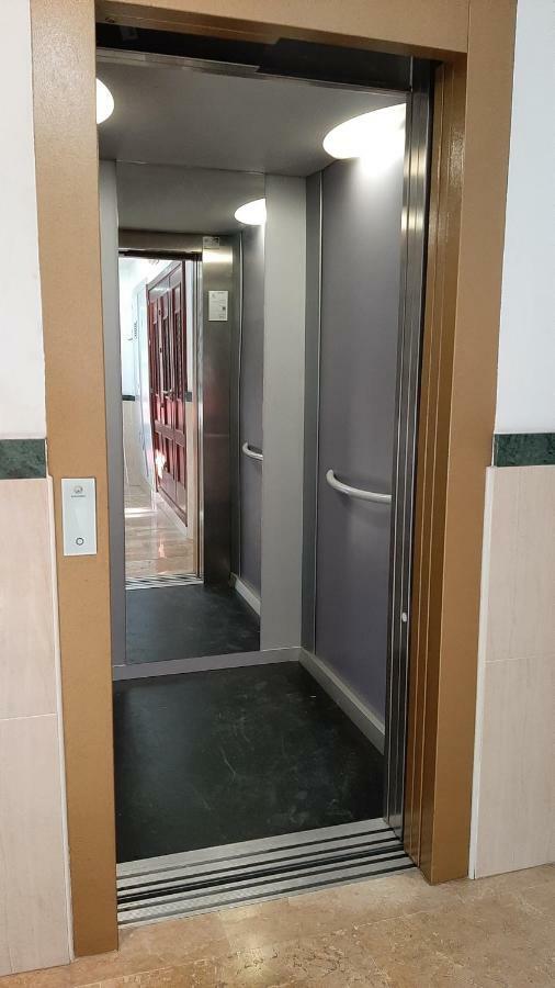 Loft Centrico En Ronda Cercano Al Tajo Y Plaza De Toros Con Wifi Y Parking Opcional Bagian luar foto